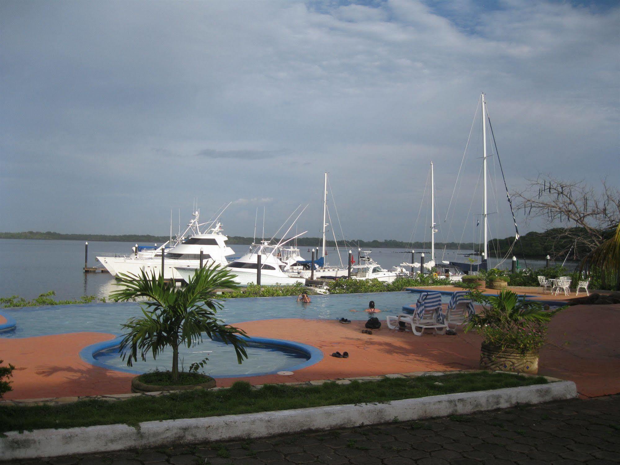 Marina Puesta Del Sol Hotel Aposentillo Luaran gambar