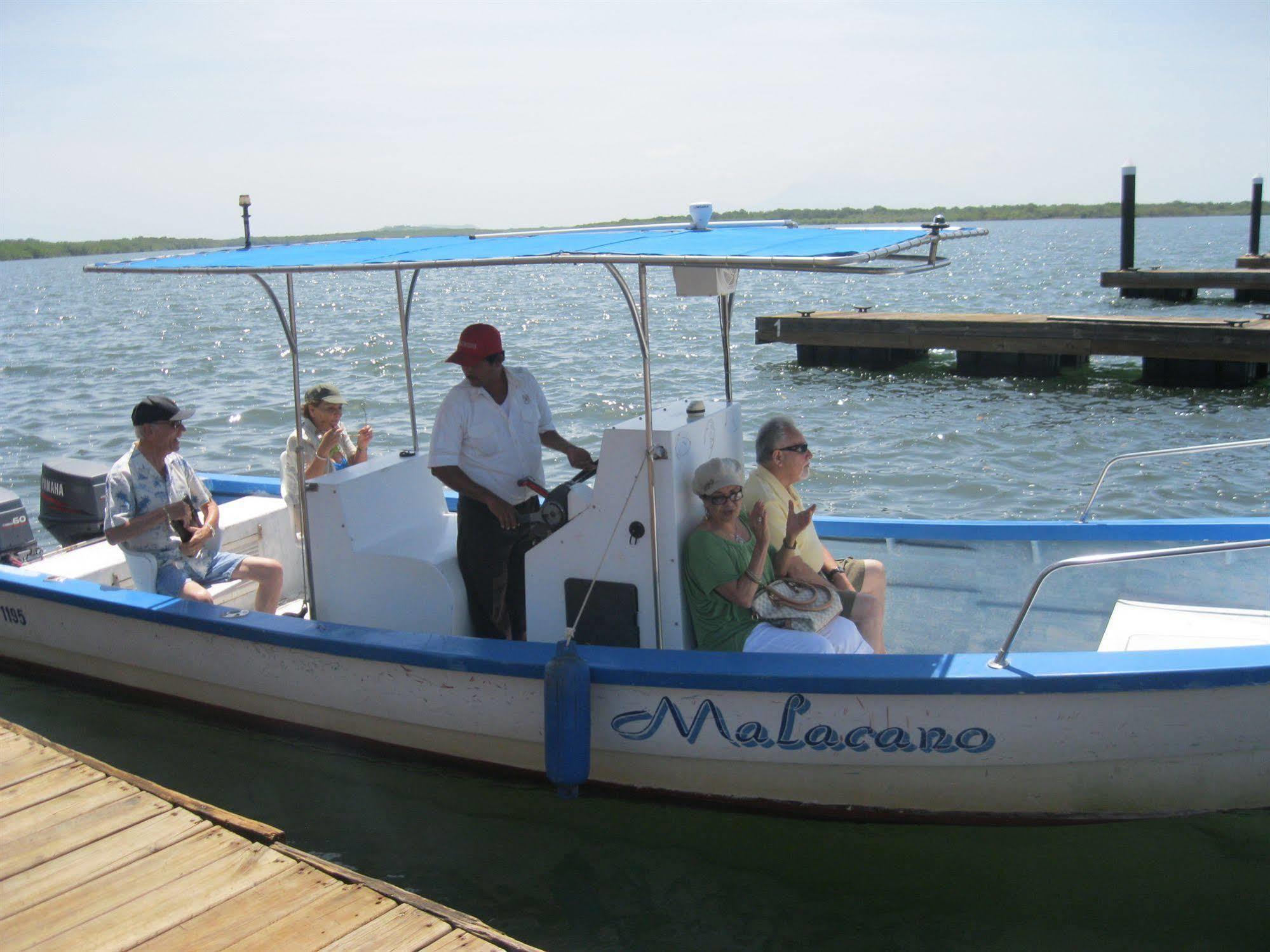 Marina Puesta Del Sol Hotel Aposentillo Luaran gambar